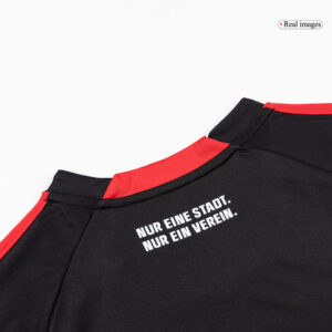 Eintracht Frankfurt Home Soccer Jersey 2025/26