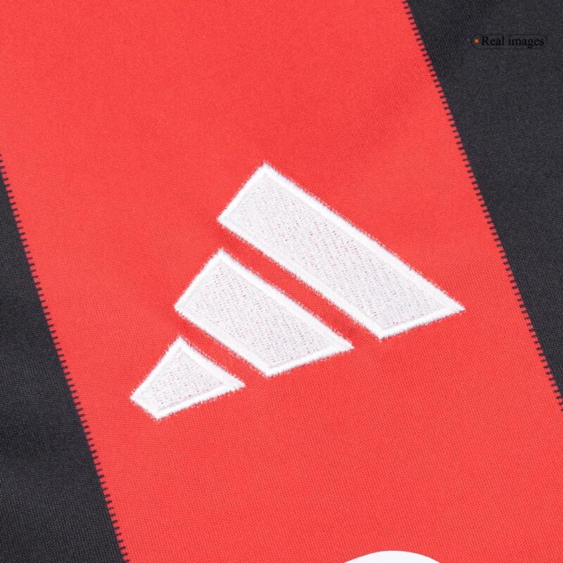 Eintracht Frankfurt Home Soccer Jersey 2025/26