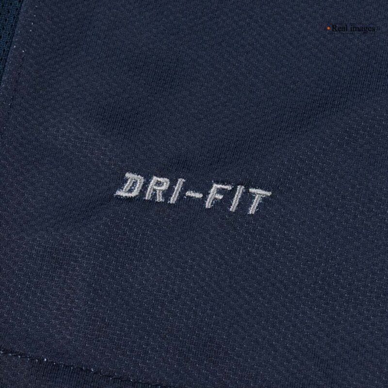 613912_8 USA Away Soccer Jersey Retro 2010