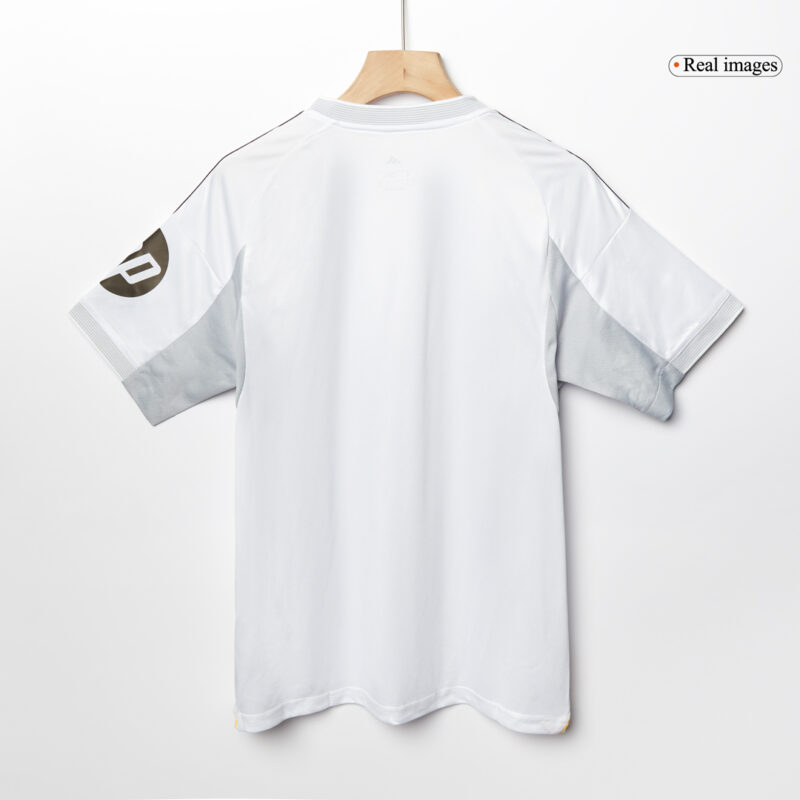 BELLINGHAM #5 Real Madrid Home Soccer Jersey 2025/26