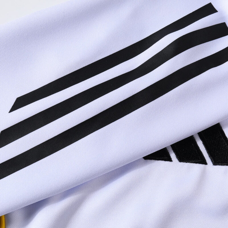 Real Madrid Sweatshirt Kit 2025/26 - White (Top+Pants)