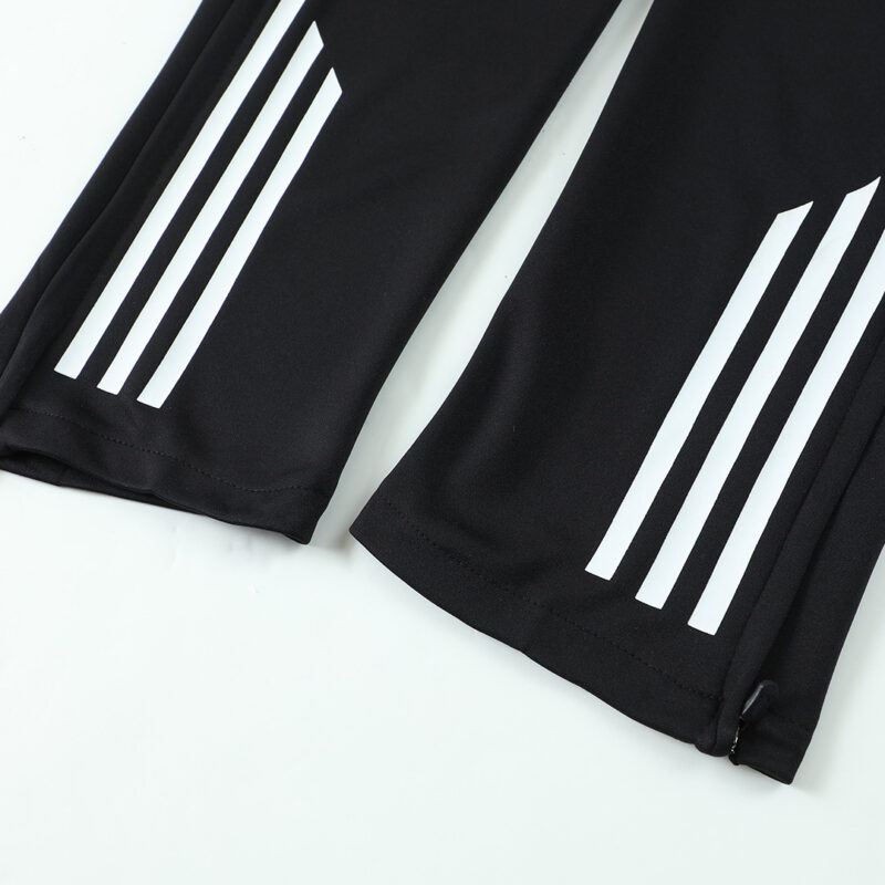 Real Madrid Sweatshirt Kit 2025/26 - Black (Top+Pants)