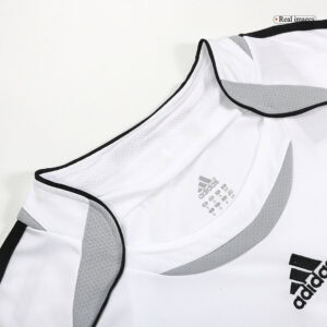 Vintage Soccer Jersey Real Madrid Home 2006/07