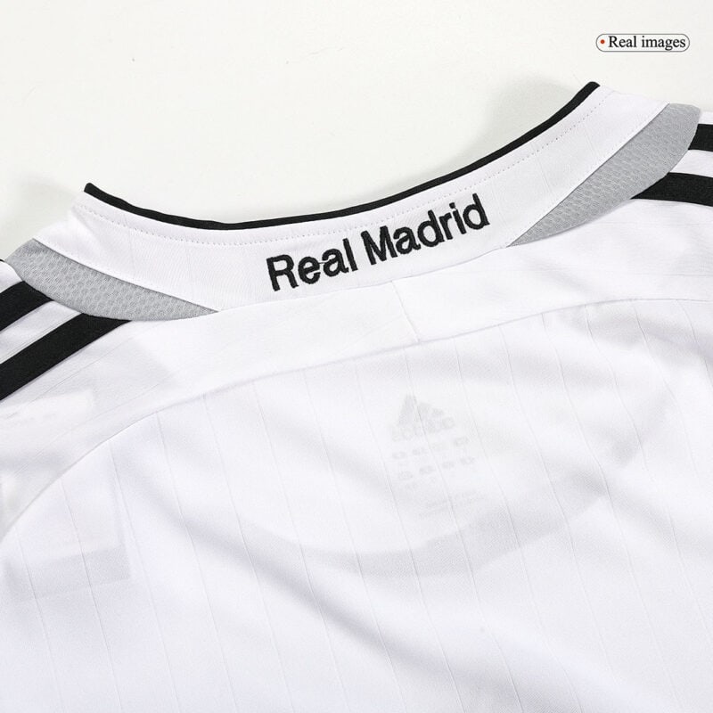 Vintage Soccer Jersey Real Madrid Home 2006/07
