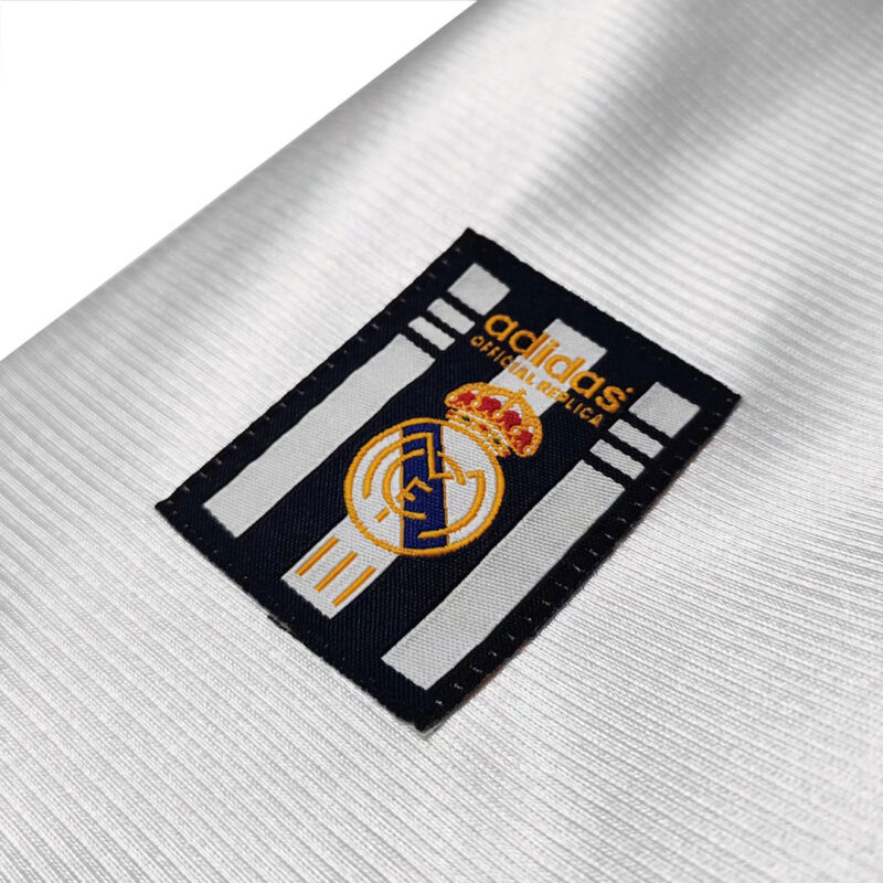 Vintage Soccer Jersey RAUL #7 Real Madrid Home 1999/00