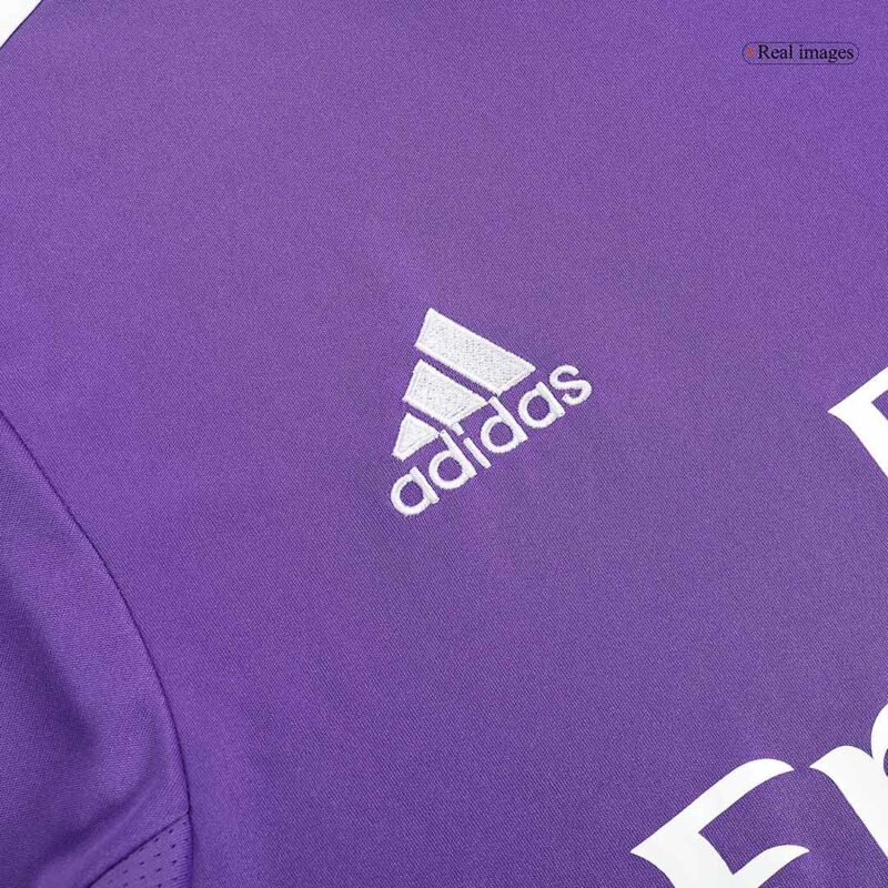 Vintage Soccer Jersey BENZEMA #9 Real Madrid Away 2016/17