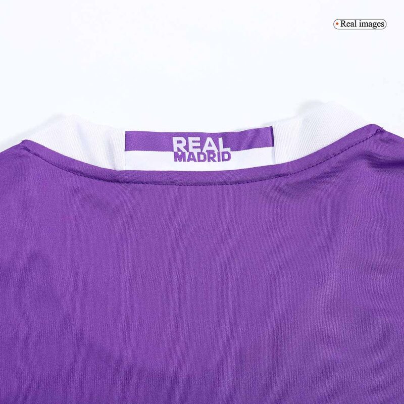 Vintage Soccer Jersey MODRIĆ #19 Real Madrid Away Long Sleeve 2016/17