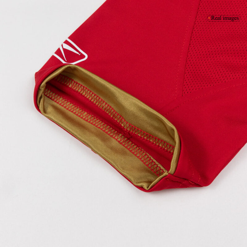 637955_7 Liverpool Home Soccer Jersey Retro 2005/06