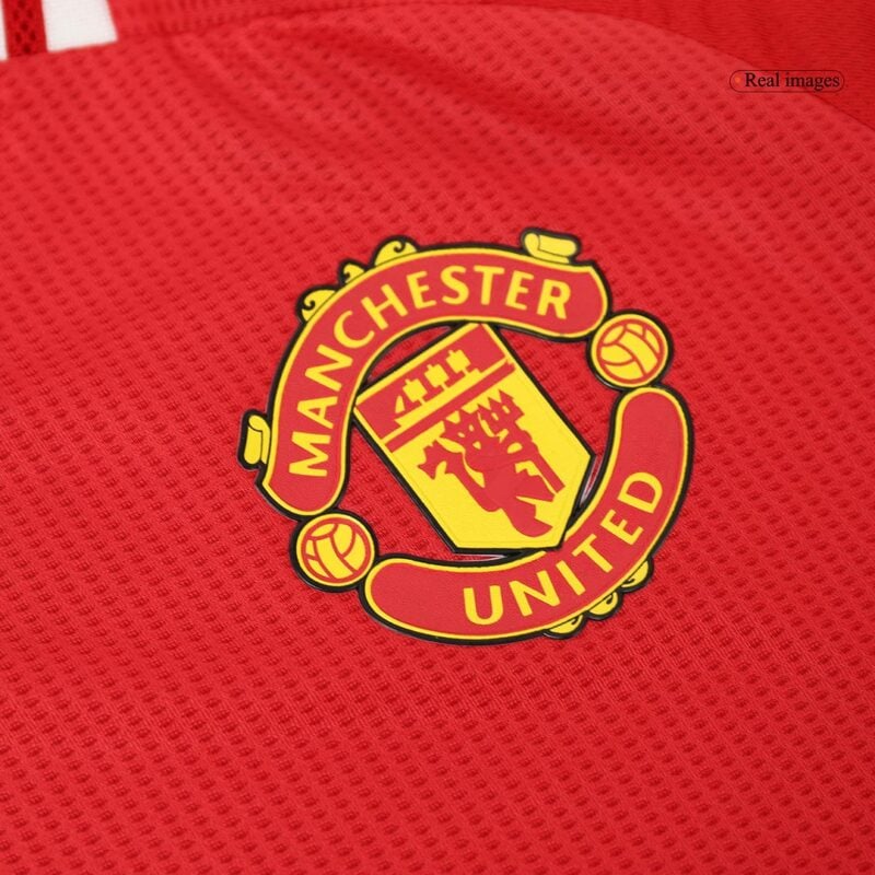 B.FERNANDES #8 Manchester United Home Authentic Soccer Jersey 2024/25