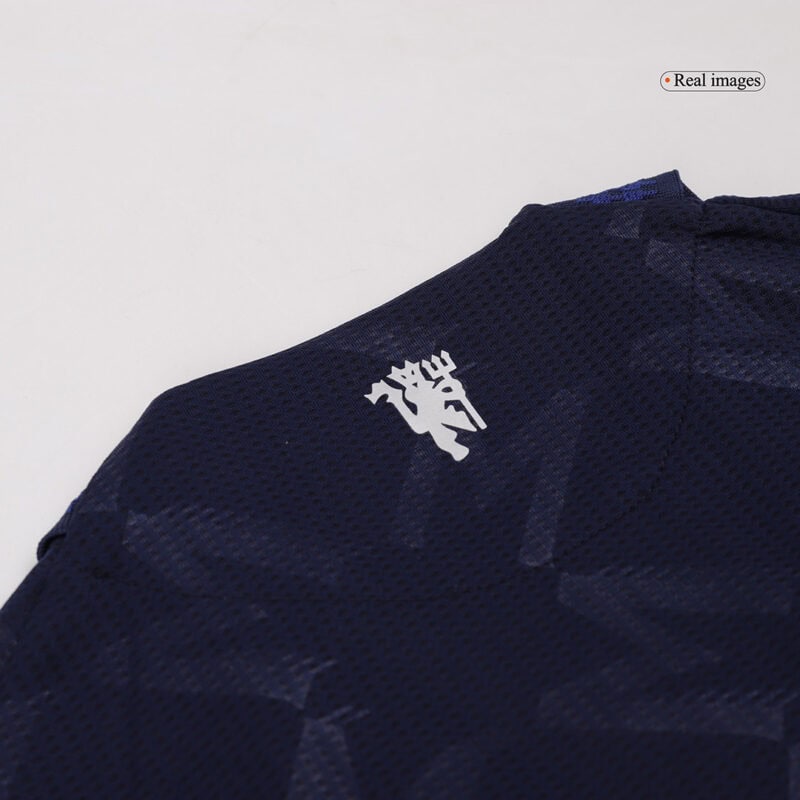 B.FERNANDES #8 Manchester United Away Authentic Soccer Jersey 2024/25