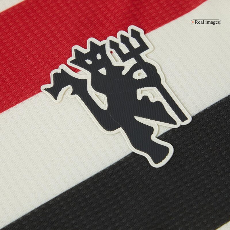 B.FERNANDES #8 Manchester United Third Away Authentic Soccer Jersey 2024/25