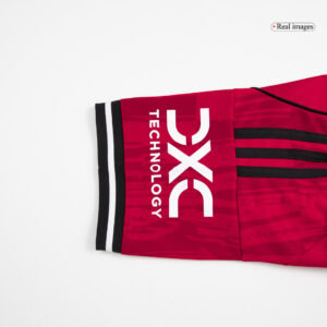 ŠEŠKO #30 Manchester United Home Soccer Jersey 2025/26