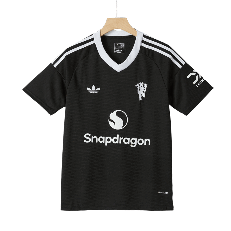 Manchester United Third Away Goalkeeper Soccer Jersey 2024/25 Black