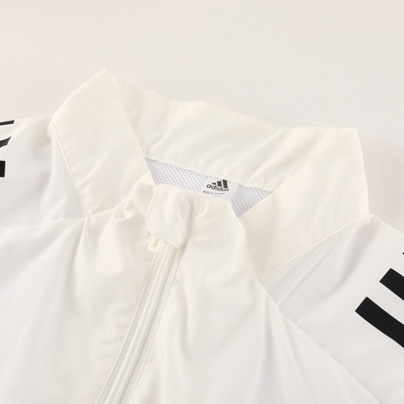 25/26 Manchester United Windbreaker Jacket White