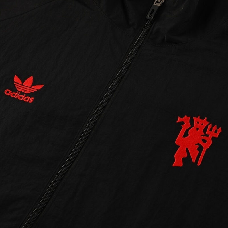 25/26 Manchester United Windbreaker Jacket Black