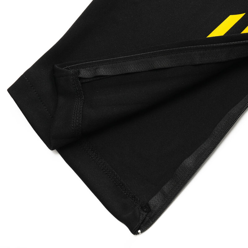 Manchester United Sweatshirt Kit 2025/26 - Black (Top+Pants)