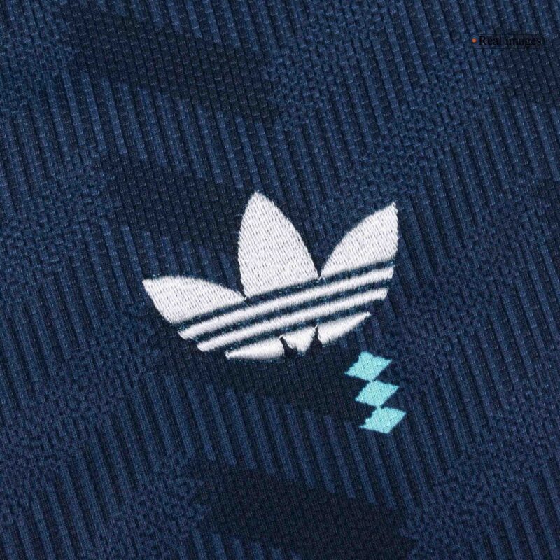 626062_7 women jersey