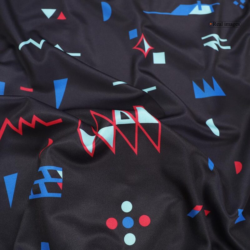 Portugal Pre-Match Training Jersey Replica 2024/25