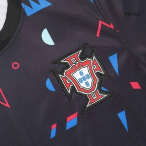 Portugal Pre-Match Training Jersey Replica 2024/25