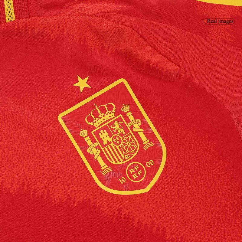 WILLIAMS JR. #17 Spain Home Authentic Soccer Jersey EURO 2024